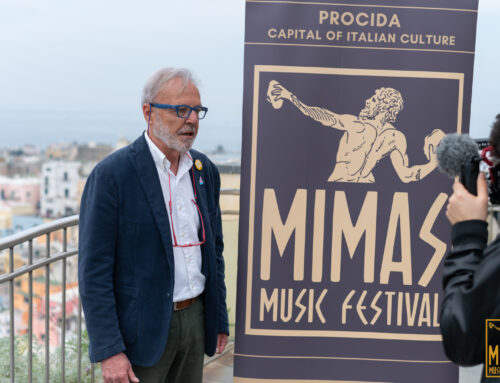 Mimas Music Festival vicino al “Bambino con l’imbuto”